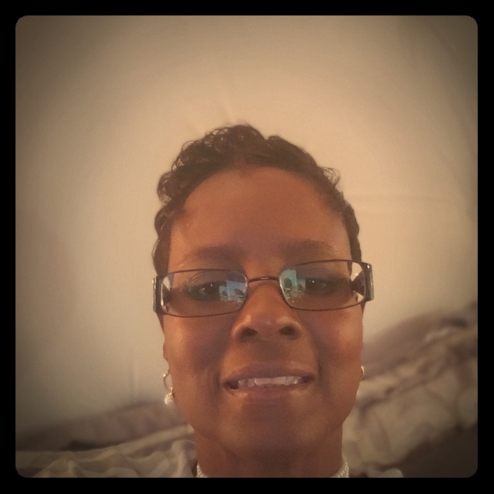 Meet your Posher, Monica